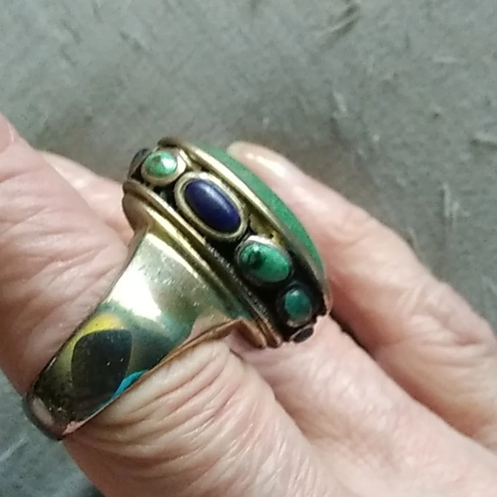 Large stone turquoise and silver vintage ring,no major issues size 8 - Picture 2 of 4